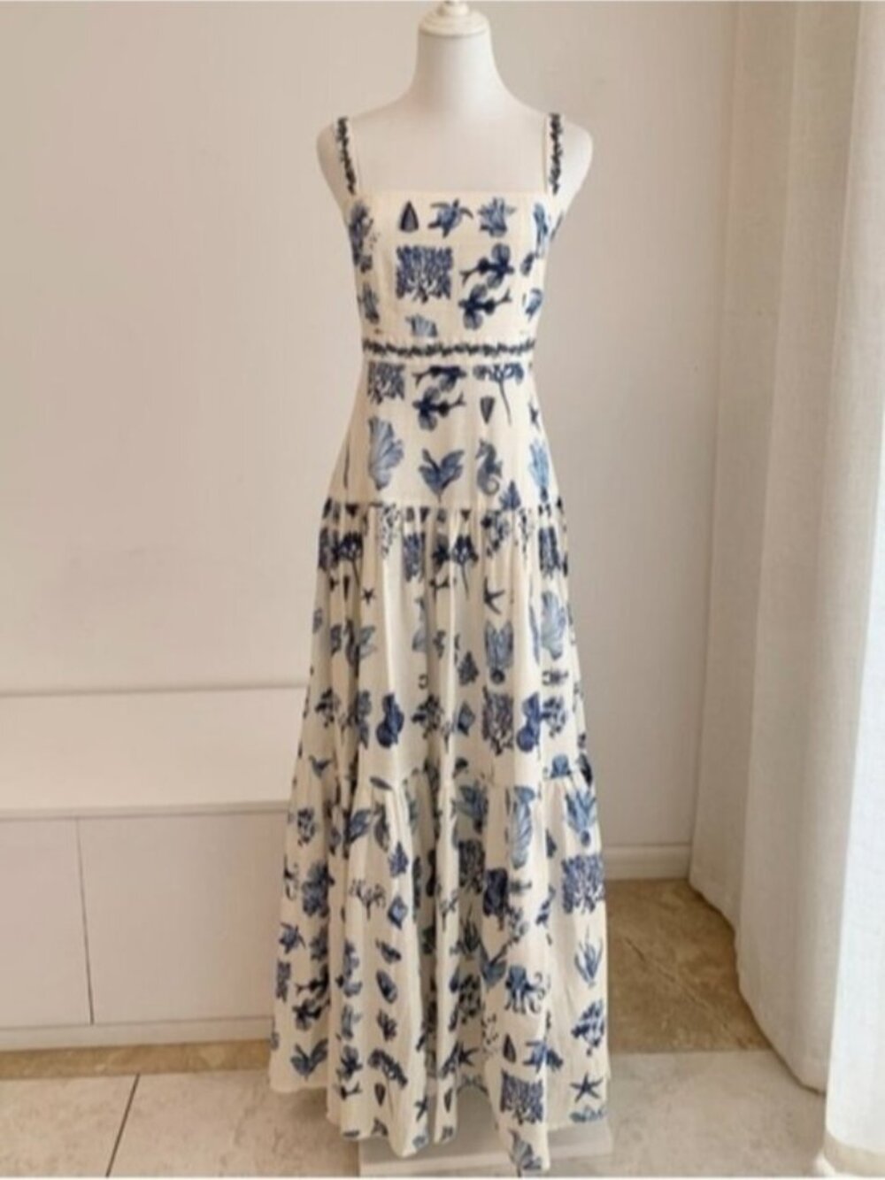 Agua by Agua Bendita Lima printed linen Dress - Picture 3 of 11
